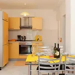 Mira Apartman